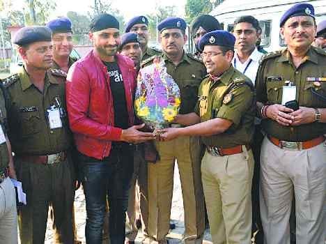 The real hero in my life India soldier: Harbhajan